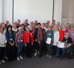 Gruppenfoto Ministerin Schall mit Digitalbotschafterinnen und Digitalbotschaftern